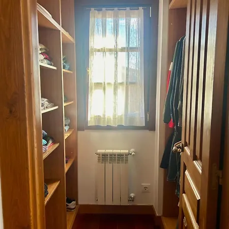 La Casa Roja De Ovio Tatil Evi *