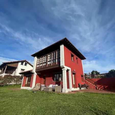 La Casa Roja De Ovio * Picones (Asturias)
